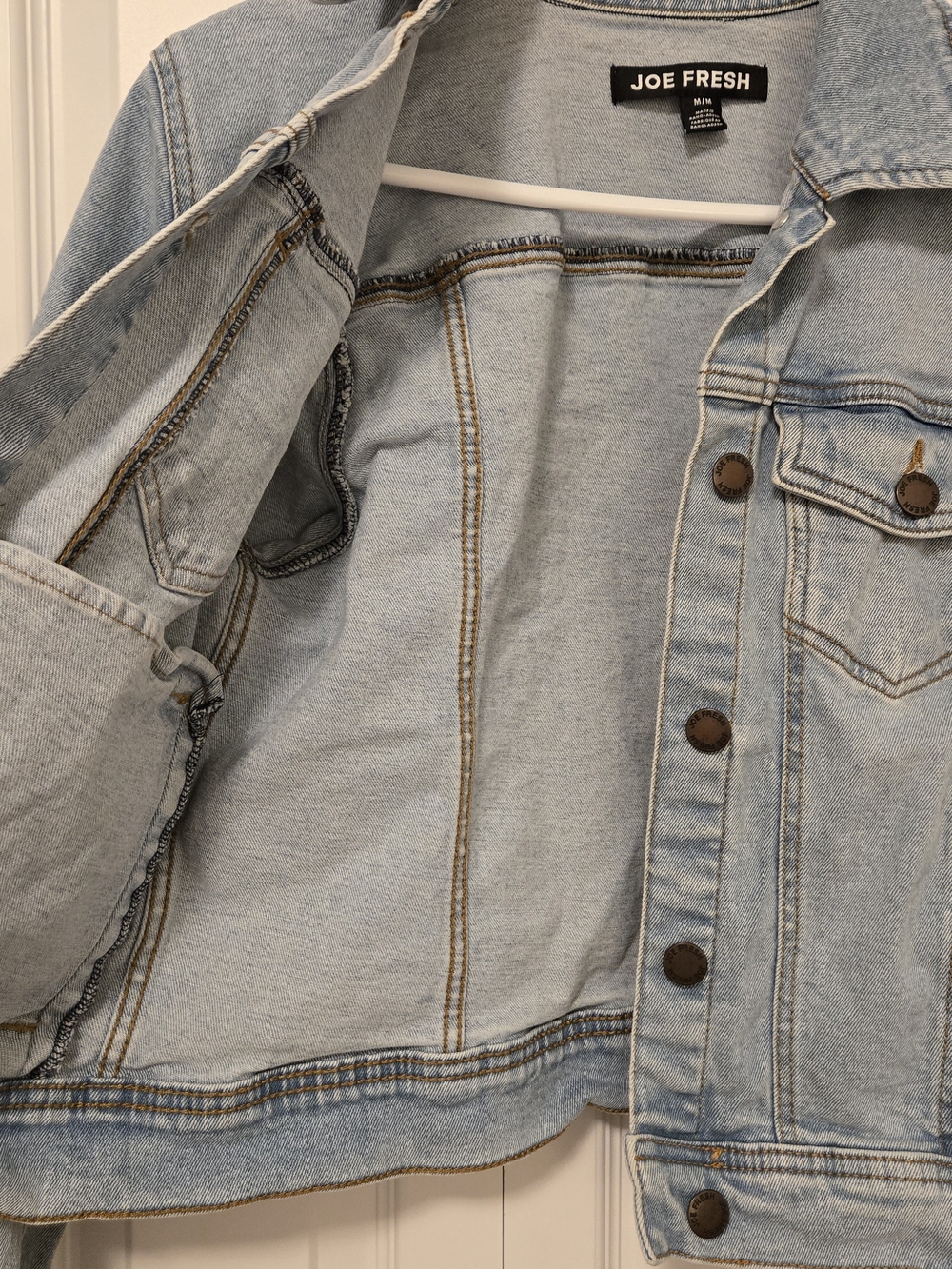 Joe Fresh Women's Denim Jacket - Picture 7 of 7
